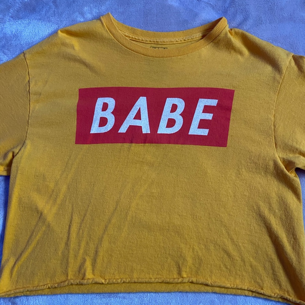 (Babe) crop top